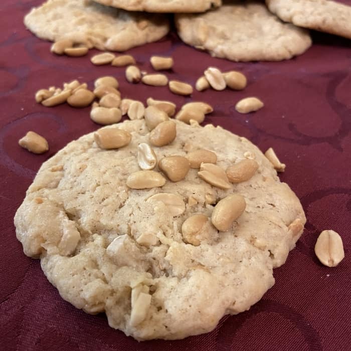 Rezept Amerikanische XXL Erdnuss-Cookies mit weißer Schokolade ...
